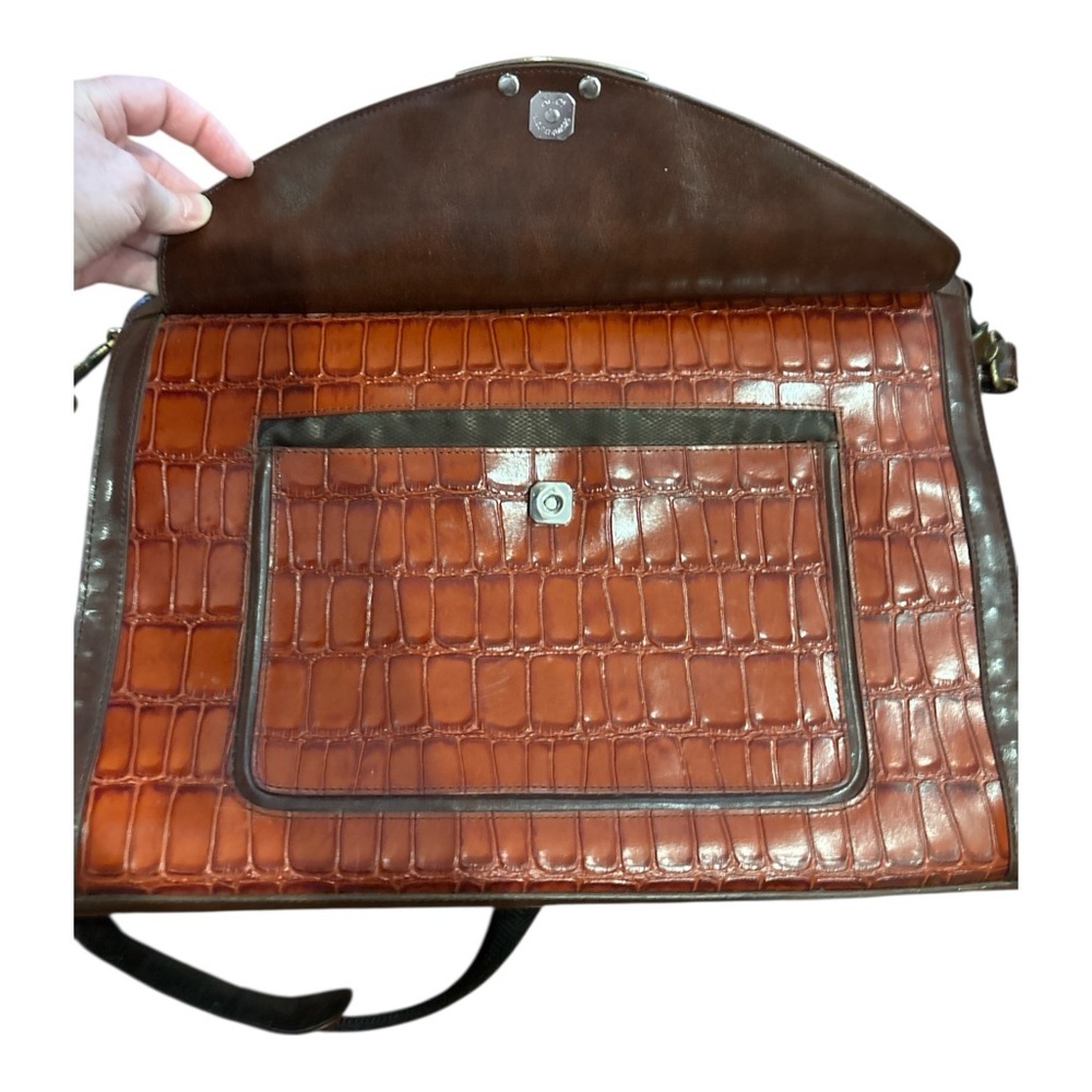 90s MARC CHANTEL BROWN CROCODILE-EMBOSSED & LEATHER TRIM CASE EMBOSSED HARDWARE - Picture 5 of 15